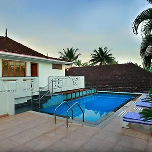 Triveny River Palace Inde